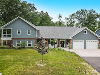 11875 U S 31, Williamsburg, MI 49690