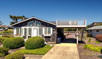 2201 NW Bayshore Loop, Waldport, OR 97394