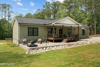 588 Heritage Farm Rd, Carthage, NC 28327