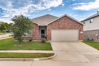 3405 Oceanview Dr, Denton, TX 76208