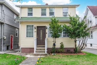39 Ward St, Clifton, NJ 07011