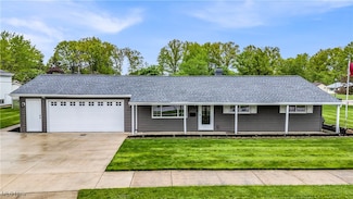 24734 Chase Dr, North Olmsted, OH 44070