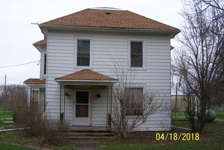 9206 E 3100 North Rd, Potomac, IL 61865