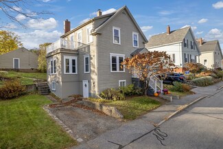 356 Middle St, Bath, ME 04530