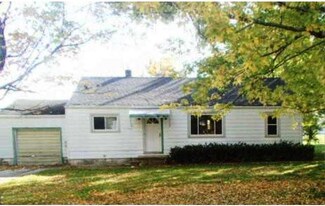 17730 Woodburn Ave, Grand Rapids, OH 43522