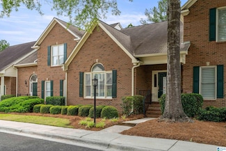 934 Chestnut Oaks Cir, Birmingham, AL 35244