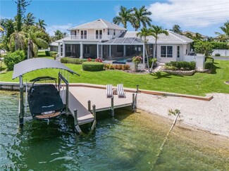 5870 Harborage Dr, Fort Myers, FL 33908