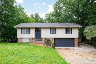 8446 Dunnhill Ln, Hixson, TN 37343