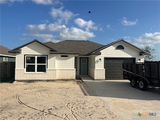 3503 Hanselman Rd, Victoria, TX 77901