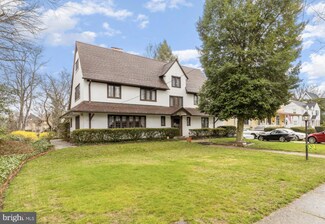 25 E Cedar Ave, Merchantville, NJ 08109