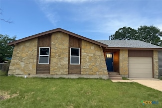 2705 Live Oak Dr, Copperas Cove, TX 76522