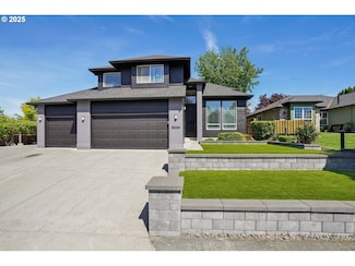 21825 NE Fairview Lake Way, Fairview, OR 97024