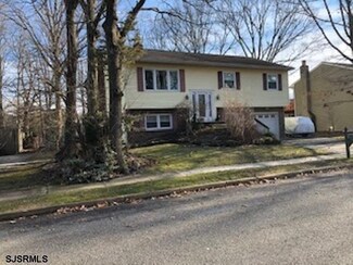 9 Wayne Dr, Somers Point, NJ 08244
