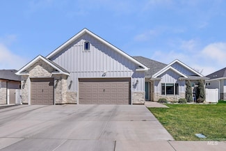 781 Midnight Sun Loop, Twin Falls, ID 83301