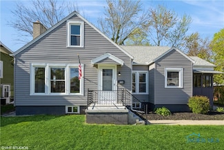 214 Meekison St, Napoleon, OH 43545