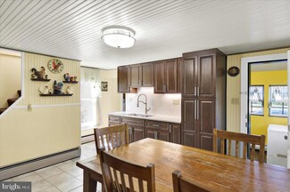 2839 Kutztown Rd, Reading, PA 19605