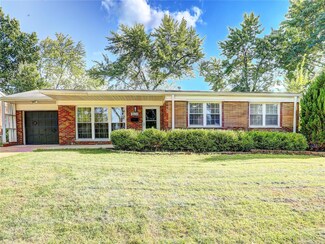 8634 Spoon Dr, Saint Louis, MO 63132