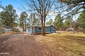 2221 Curry Ln, Lakeside, AZ 85929