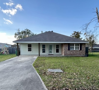 215 Melanie Ln, Gray, LA 70359