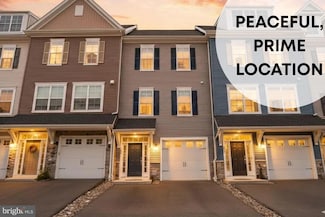 306 Rock Run Cir, Broomall, PA 19008