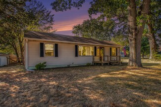 1304 Rose Dr, Niles, MI 49120