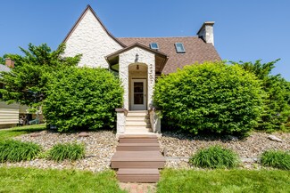 2507 Lakeview Ave, Saint Joseph, MI 49085