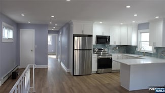 415 7th St, Fairview, NJ 07022