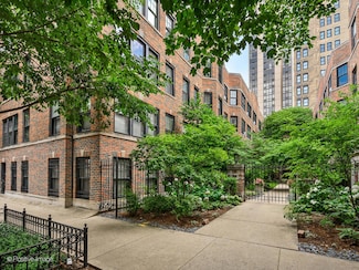 2319 N Commonwealth Ave Unit 2E, Chicago, IL 60614