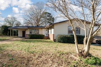 1702 59th Ave E, Cottondale, AL 35453