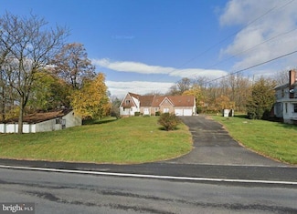 755 Kriner Rd, Chambersburg, PA 17202