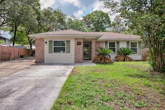 326 Goldenrod Ct, Niceville, FL 32578