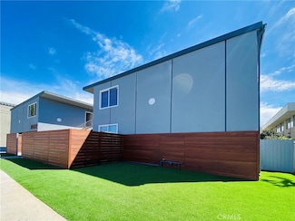 11422 Iowa Ave Unit 9, Los Angeles, CA 90025