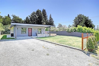3187 Glacier Ln, Camano Island, WA 98282