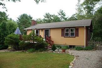 28 Shore Dr Unit Drive, Forestdale, MA 02644