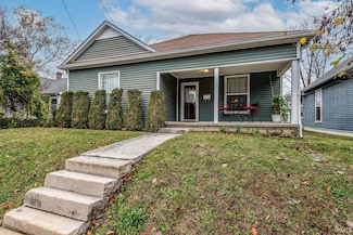 910 W 3rd St, Bloomington, IN 47404