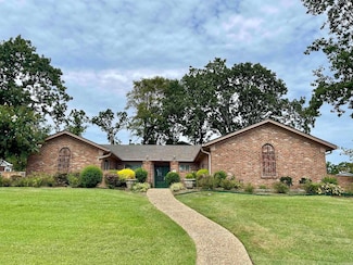 3 Kingspark Rd, Little Rock, AR 72227