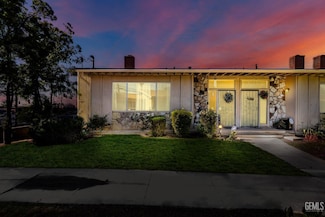 2801 Oswell St, Bakersfield, CA 93306