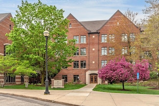 807 Asa Gray Dr Unit 207, Ann Arbor, MI 48105