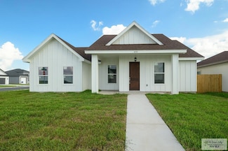 8701 Sandpiper Dr, Harlingen, TX 78552
