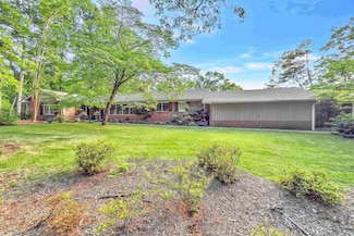 7 Hearthstone Ln, Landrum, SC 29356