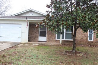 22 Aloha Cir, Sherwood, AR 72120