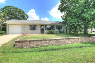 1690 Seahouse St, Sebastian, FL 32958