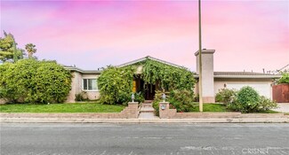 3666 Sapphire Dr, Encino, CA 91436