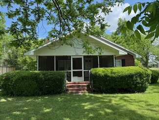204 Washington St SW, Warwick, GA 31796