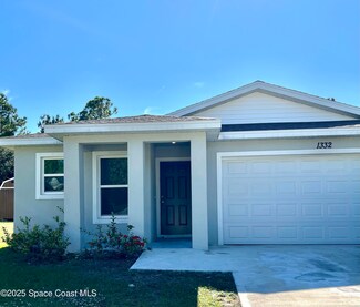 1332 Giddings St, Palm Bay, FL 32908