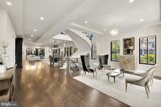 7126 Merrimac Dr, McLean, VA 22101