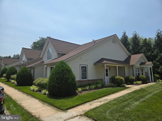2030 Rudy Serra Dr Unit D, Sykesville, MD 21784