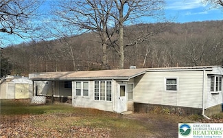 6 Indian Trail, Wind Gap, PA 18091