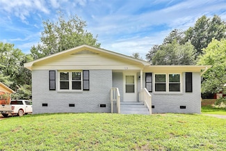 723 Edgegreen Dr, Charlotte, NC 28217
