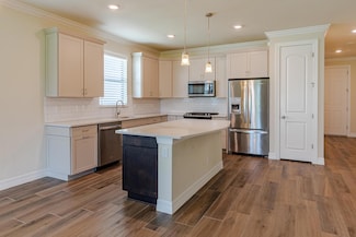 740 SE Boboli Way, Port Saint Lucie, FL 34984